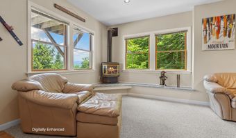 53 Ammonoosuc Dr, Bartlett, NH 03812