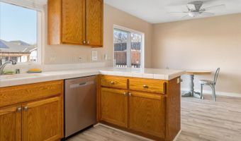 617 Live Oak Dr, Angels Camp, CA 95222