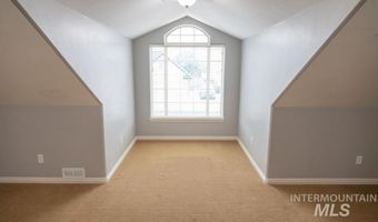 1030 Oakwood St, Burley, ID 83318