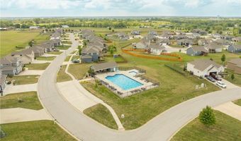 6994 141st St, Basehor, KS 66007