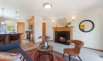 21805 BOONES FERRY Rd, Aurora, OR 97002