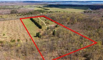 8262 Hilltop, Alanson, MI 49706