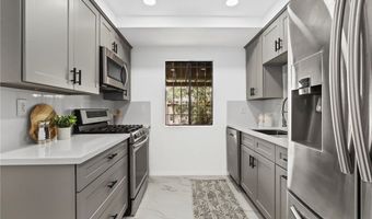 3520 Maricopa St 5, Torrance, CA 90503