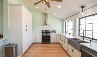 47138 293rd St, Beresford, SD 57004