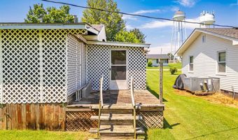 413 Sampson Ave, Adairville, KY 42202