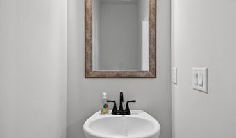 41 Station Overlook Way, Auburn, GA 30011