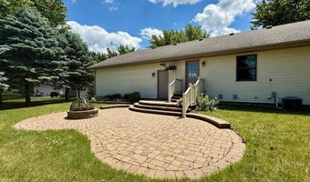 236 Wilson St, Alden, MN 56009