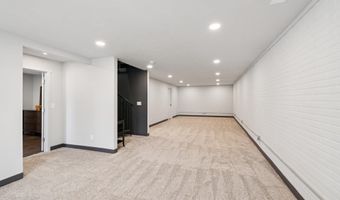 1320 Darwin St, Beatrice, NE 68310