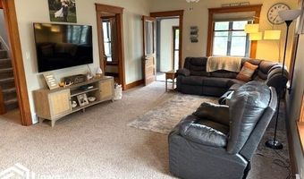 1007 N Minnesota St, Algona, IA 50511