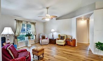 130 EVERGREEN Dr, Auburndale, FL 33823