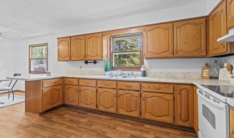 1636 S DRISCOLL St, Appleton, WI 54914