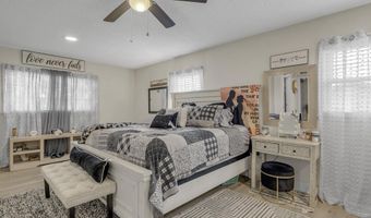 208 Kenneth Dr, Boiling Springs, SC 29316
