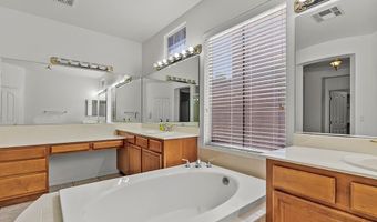 1560 Boundary Peak Way, Las Vegas, NV 89135