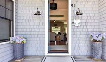 91 Charlestown Beach Rd, Charlestown, RI 02813