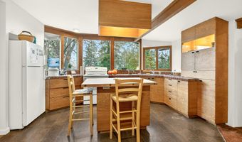 770 Elkader St, Ashland, OR 97520