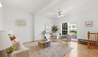 43217 BROOKFORD Sq, Ashburn, VA 20147