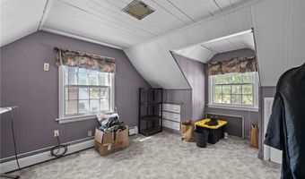 132 King Phillip Dr, North Kingstown, RI 02852