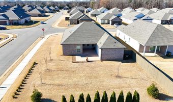 14960 Demarie Ln, Athens, AL 35613