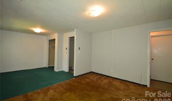 184 Laurel Rd, Arden, NC 28704
