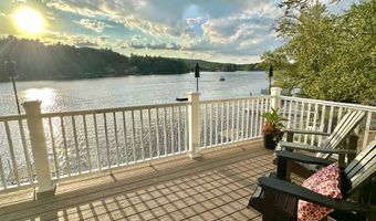 35 Greenwood Rd, Amherst, NH 03031