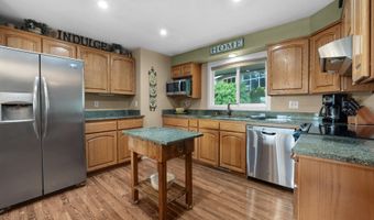 275 W NIAGARA Ave, Astoria, OR 97103