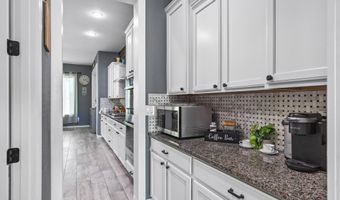 1895 E CRESCENT Way, Chandler, AZ 85249
