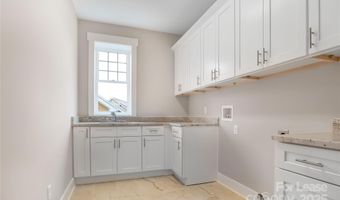 48 Creekside View Dr, Asheville, NC 28804