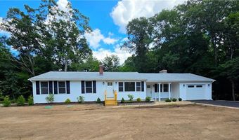 513 Knotty Oak Rd, Coventry, RI 02816