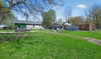 5142 N State Rd, Alma, MI 48801
