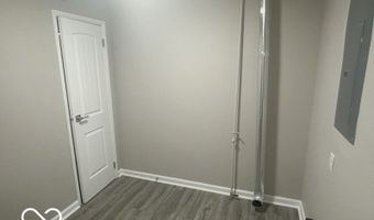 1306 Woodbine Dr, Anderson, IN 46011