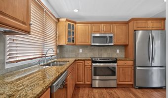 10 Seeley St, Danbury, CT 06810
