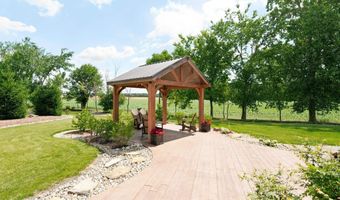 18736 Roselle Cv, Auburn, IN 46706