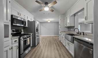 525 10th St, Arab, AL 35016