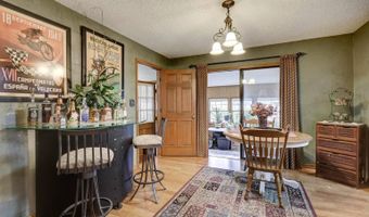 3050 Gaineswood Ave, Baxter Springs, KS 66713