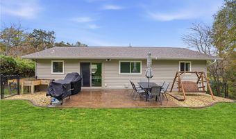 903 Roberts St, Altoona, WI 54720