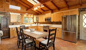 17825 Bear Valley Ln, Escondido, CA 92027
