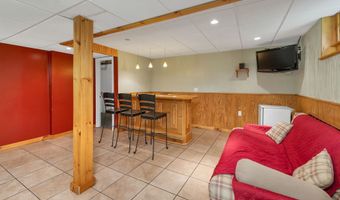 4 Rustic Shores Rd, Alton, NH 03809