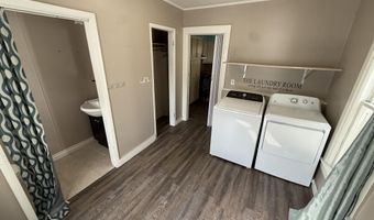 916 N River Ave, Alma, MI 48801