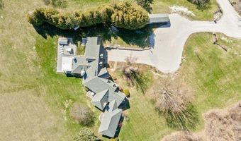 431 McGregor Pt, Alburgh, VT 05440