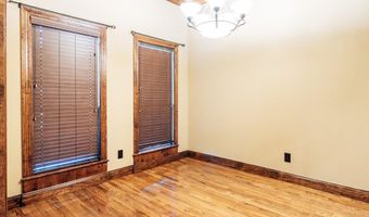 1613 Rock St, Bentonville, AR 72712