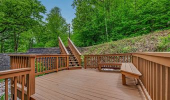 139 Summit Dr, Campton, NH 03223