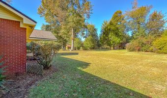 112 River Oaks Dr, Bainbridge, GA 39819