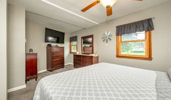 301 5th Street Pl SE, Altoona, IA 50009