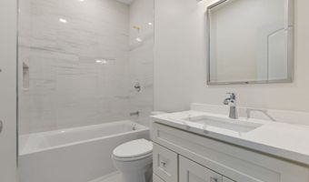 68 Orient Ave 3, Boston, MA 02128