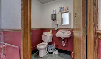 1610 W WISCONSIN Ave, Appleton, WI 54914