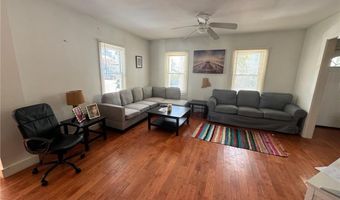 20 Narragansett Ave, Newport, RI 02840