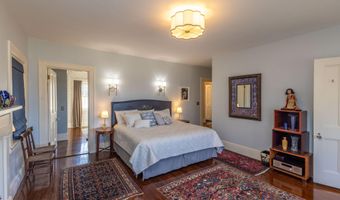 18 Bayside Dr, Belfast, ME 04915