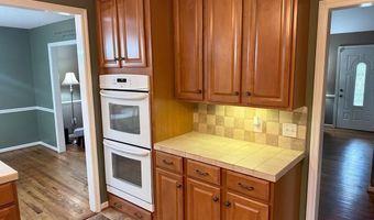 2526 TAHITI Ter, Alabaster, AL 35007