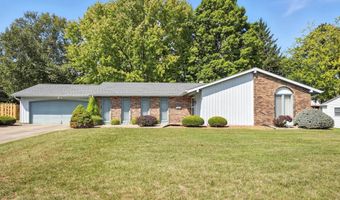 405 Hilltop Dr, Angola, IN 46703