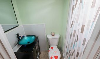 26 Smith St, Amityville, NY 11701
